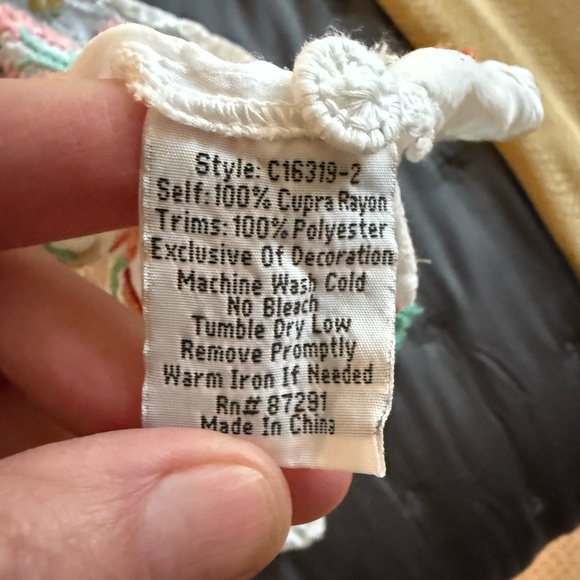 Johnny Was sheer embroidered blouse. Great condition. Size Small - Picture 6 of 7